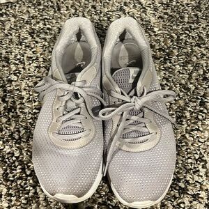 Nike Tanjun Women’s sneakers